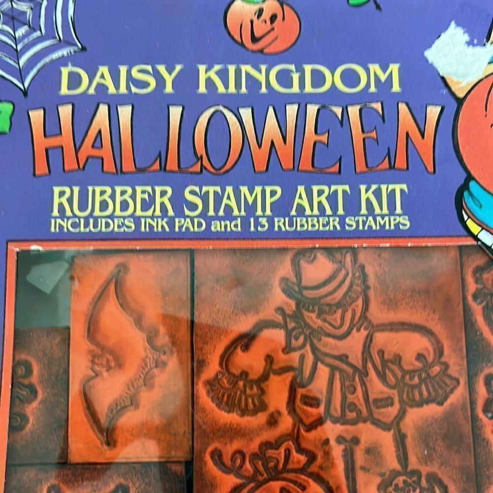 Daisy Kingdom Vintage set of 13 rubber stamps - Picture 3 of 6